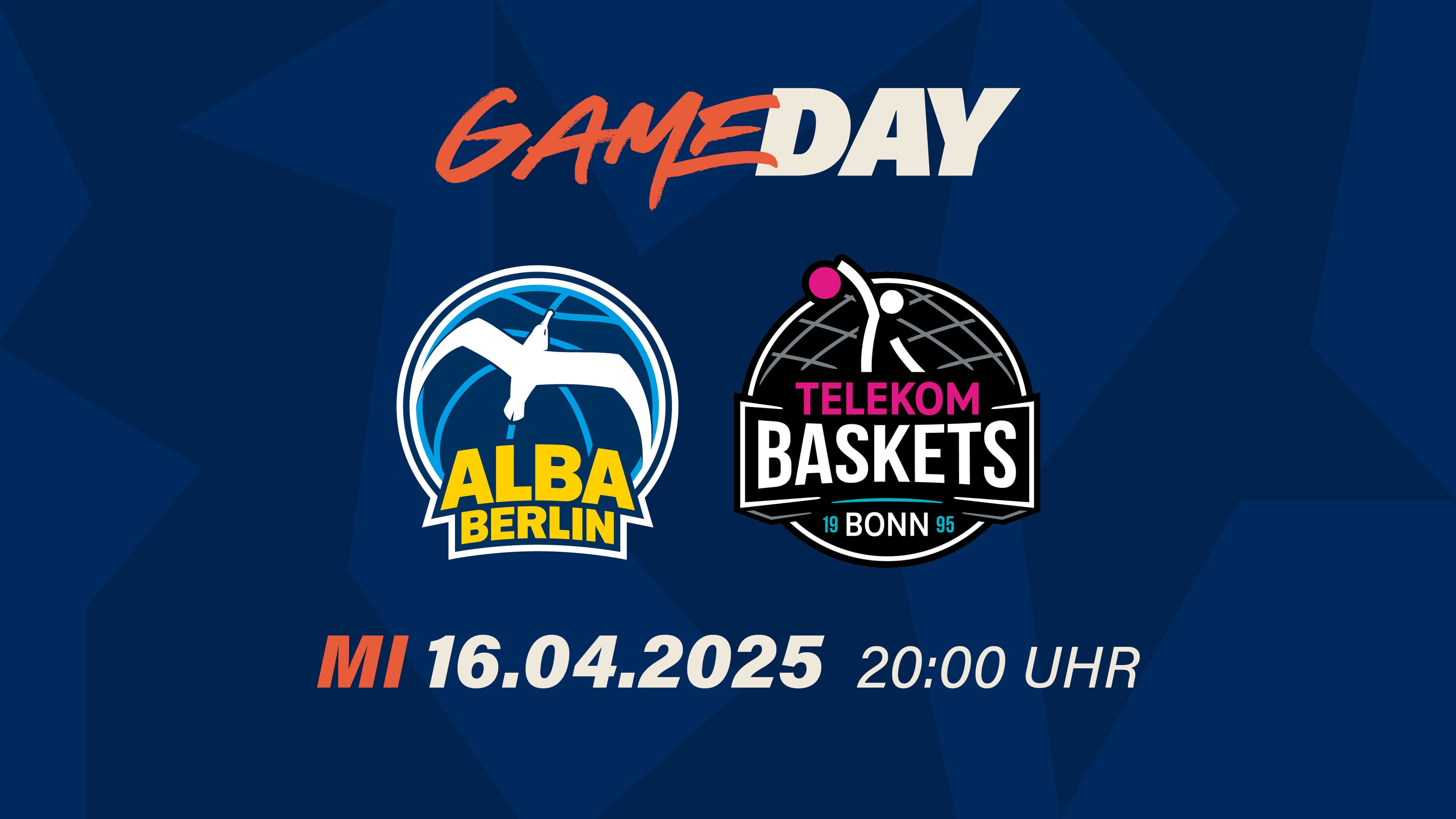 Vier Wochen vor dem Ende der Punktrunde in der easyCredit BBL hecheln Berlin (Elfter mit 13-13 Siegen) und Bonn (Dreizehnter mit 12-14) immer noch den Plätzen hinterher, die zur Teilnahme an den Playoffs (1-6) oder zumindest an den Play-Ins (7-10) berechtigen. Berlin hat dabei mit Heimspielen gegen Bonn, Frankfurt, den MBC und Göttingen das eindeutig leichtere Restprogramm - auch wenn die Auswärtsspiele in Würzburg und Chemnitz natürlich nicht ohne sind. Den Bonner Fans wird unterdessen beim Blick auf das Restprogramm schon mulmig: Neben dem Trip nach Berlin warten noch Auswärtsspiele in Würzburg und Weißenfels sowie Heimspiele gegen Heidelberg, Braunschweig und die Bayern auf die Telekom Baskets. Gemessen an der Platzierung ist das Auswärtsspiel in Berlin sogar die leichteste der sechs noch ausstehenden Aufgaben!